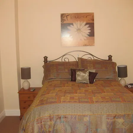 Lough Rynn Townhouse Self Catering 別荘 *
